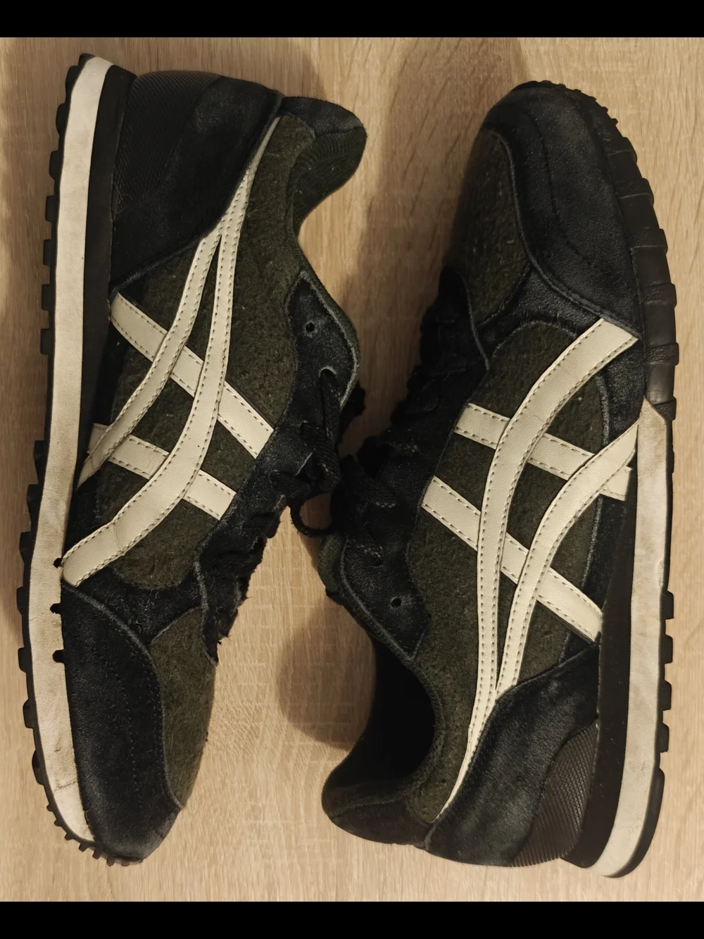 Onitsuka Tiger by Asics Men’s Green & White Runner Sneakers